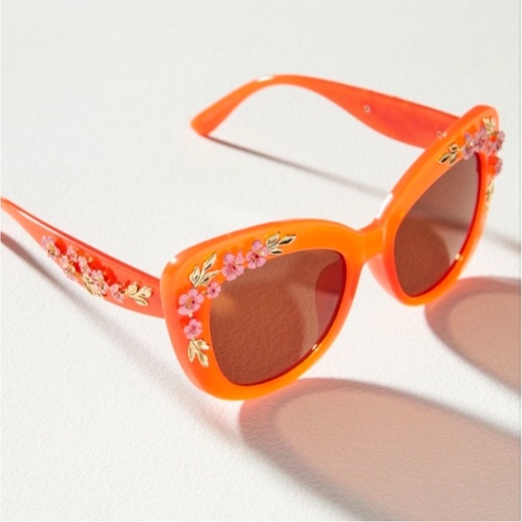NWOT Anthropologie Floral Trim Cat Eye Sunglasses - Picture 3 of 4